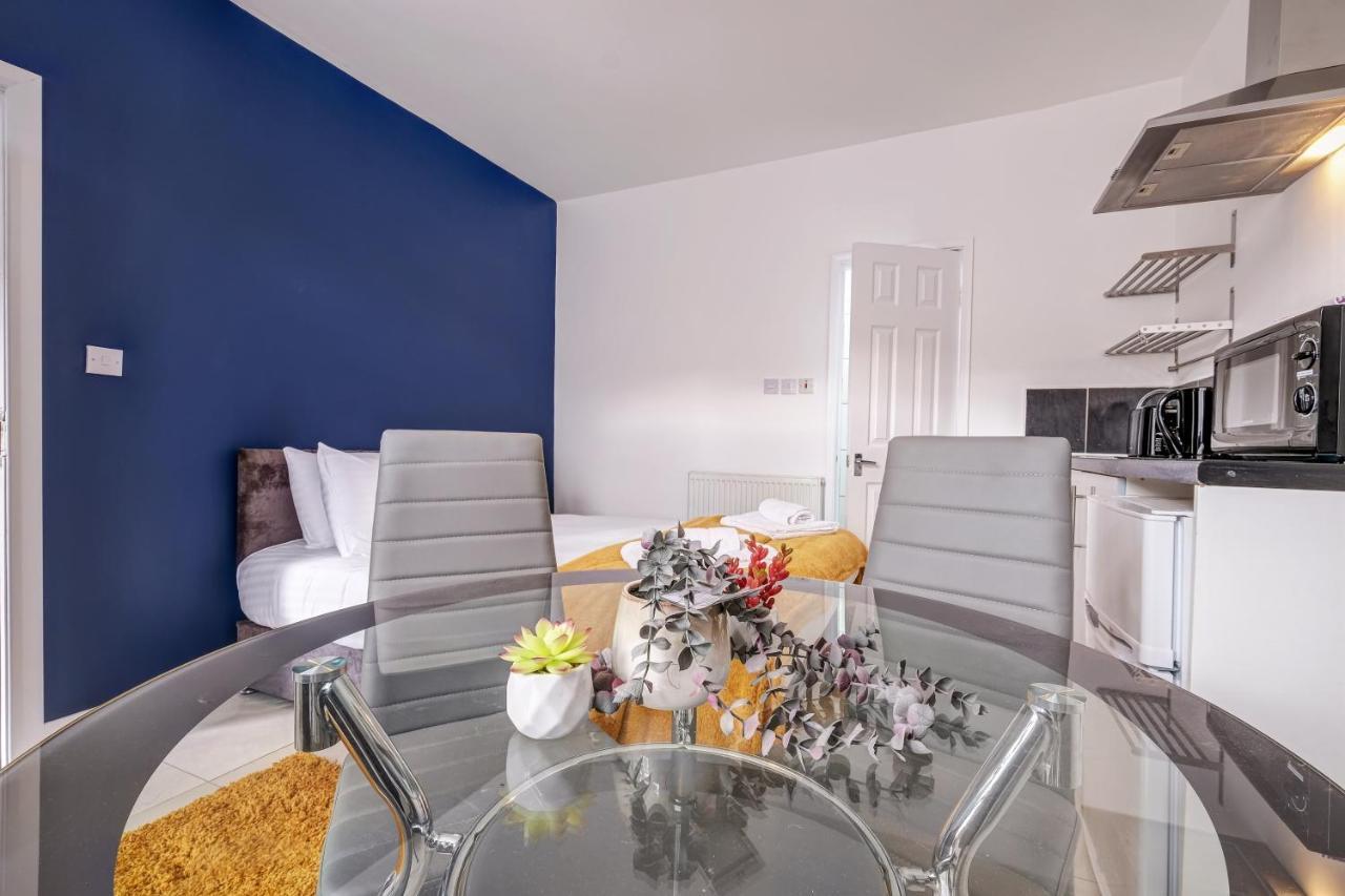 Fernbank Rooms Sudbury Hill, Harrow, Self-Contained Studios With En-Suite Harrow on the Hill Екстериор снимка