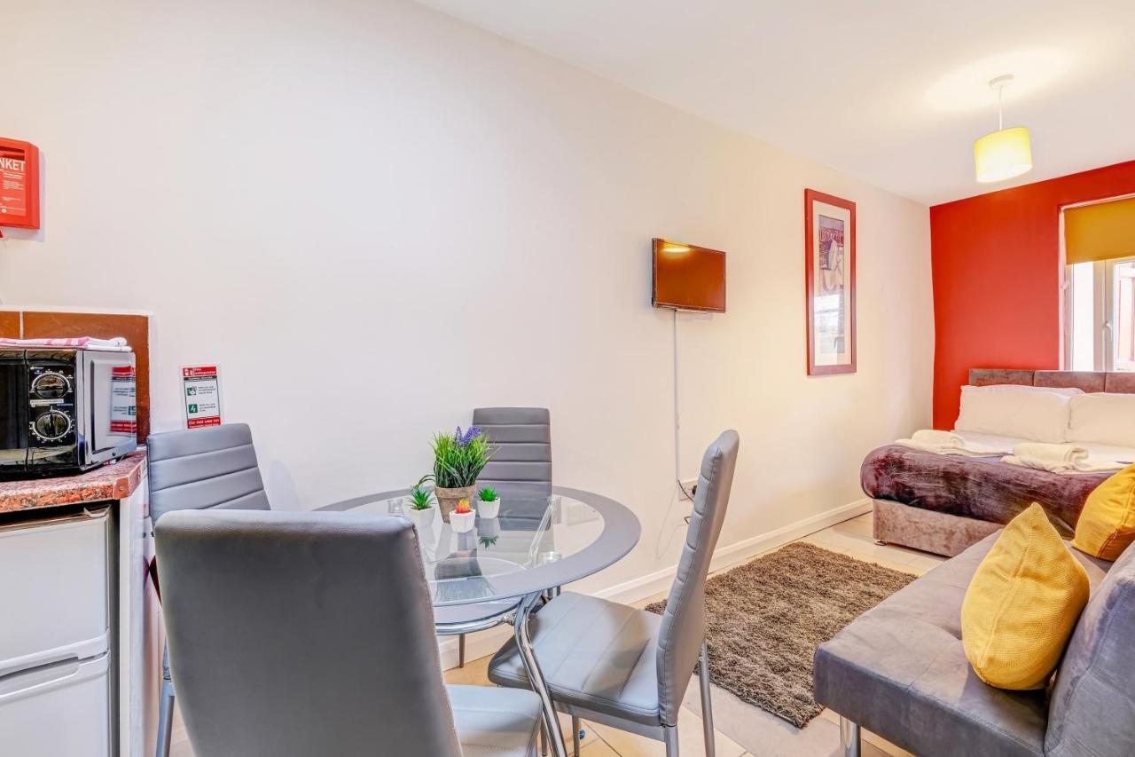 Fernbank Rooms Sudbury Hill, Harrow, Self-Contained Studios With En-Suite Harrow on the Hill Екстериор снимка