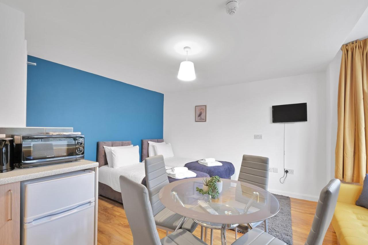 Fernbank Rooms Sudbury Hill, Harrow, Self-Contained Studios With En-Suite Harrow on the Hill Екстериор снимка